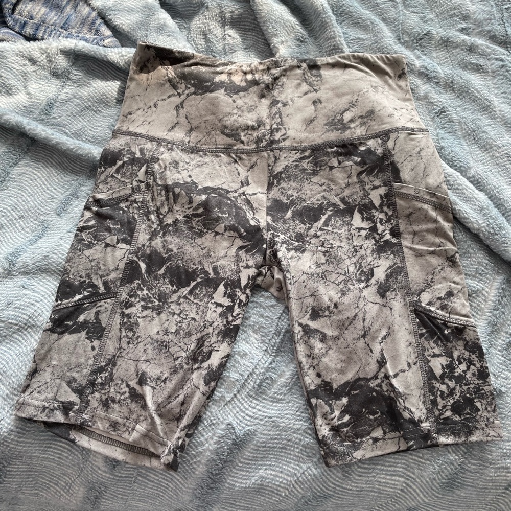 Black and Grey Tye Dye Athletic Biker Shorts w/ side pockets
